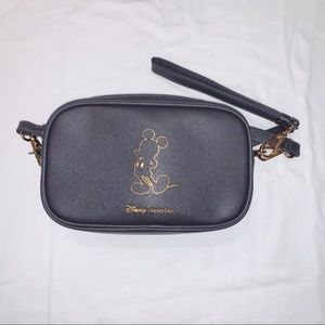 Disney x Pandora Exclusive Crossbody ♡